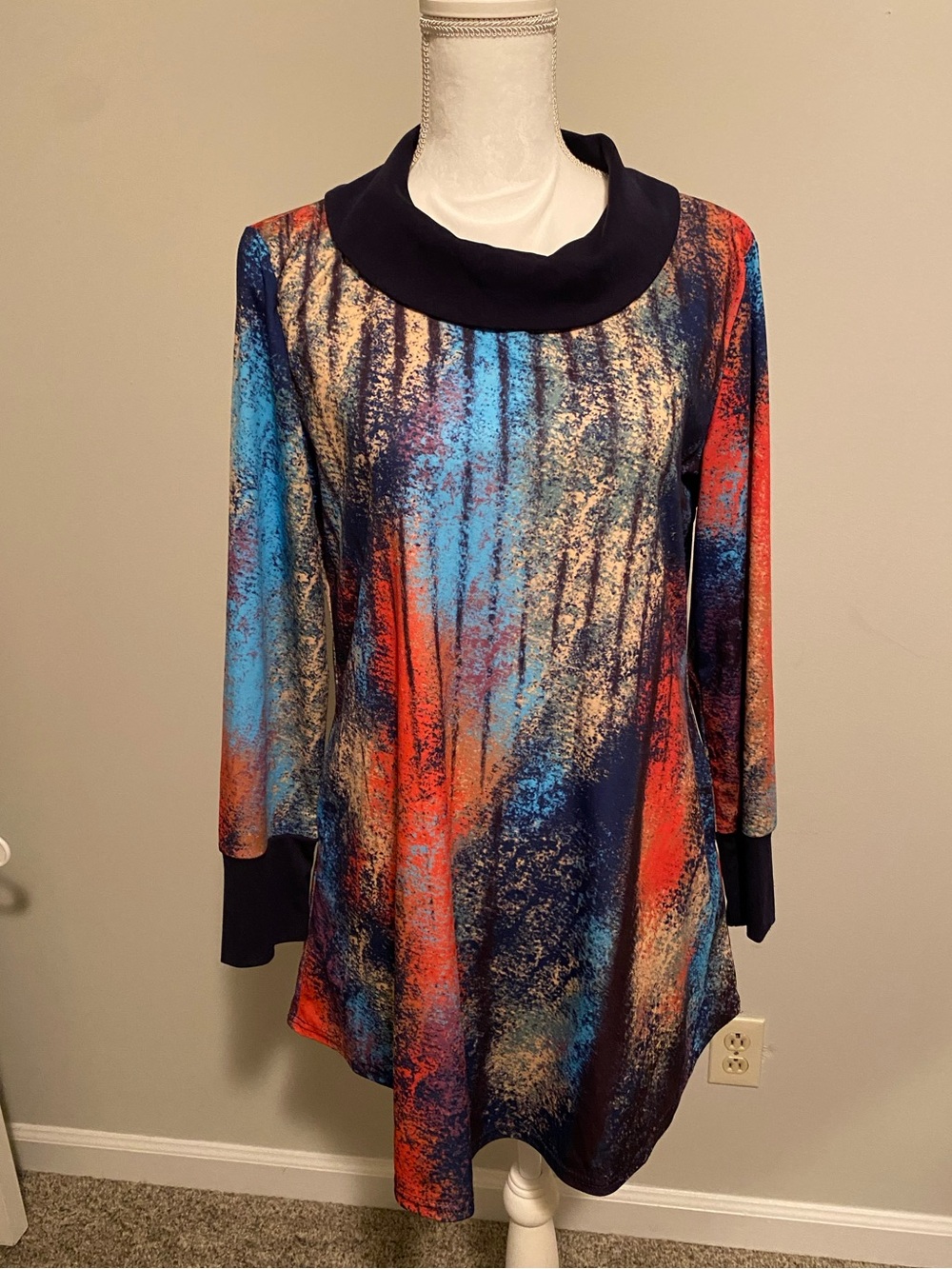 Women's Multicolor Abstract Cowl Neck Tunic Top Size Medium